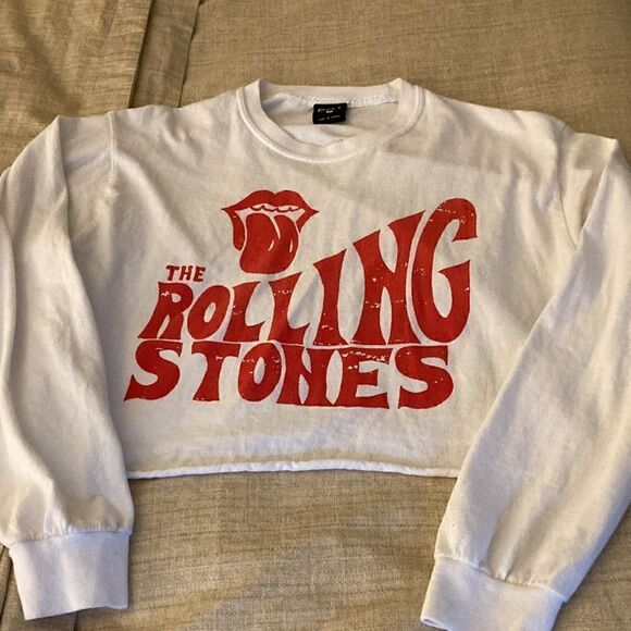 Rolling Stones Cropped Long Sleeve White Cotton T Shirt With Red Graphic. - Picture 3 of 6